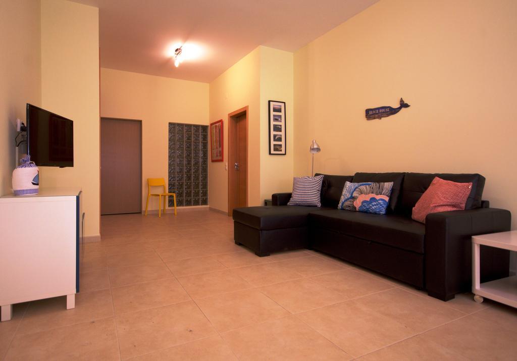 Apartamentos Plaza - Albufeira Rum bild