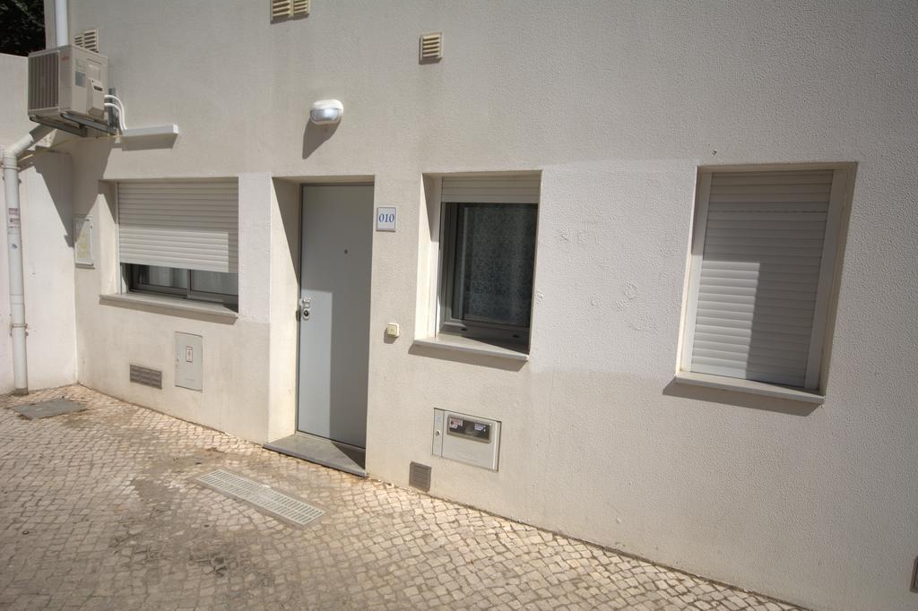 Apartamentos Plaza - Albufeira Rum bild